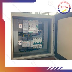 tủ điện năng lượng mặt trời 02